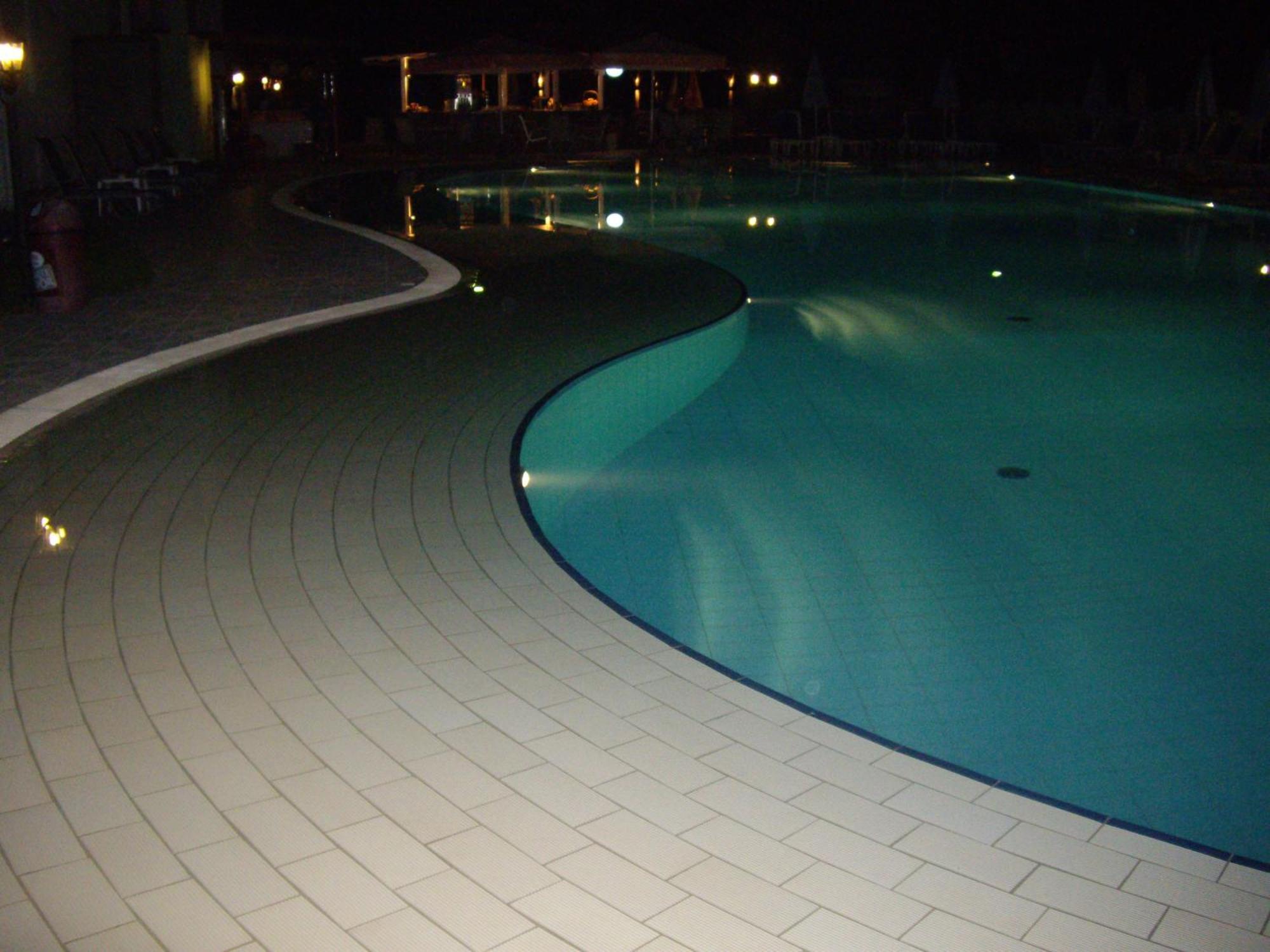 Ninos On The Beach Hotel Roda (Corfu) Exterior foto