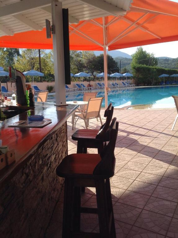 Ninos On The Beach Hotel Roda (Corfu) Exterior foto