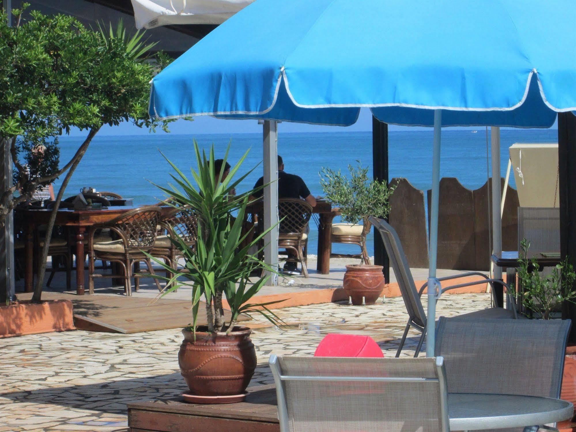 Ninos On The Beach Hotel Roda (Corfu) Exterior foto